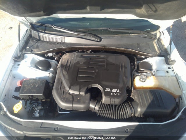 2C3CCAAG0KH760826 Chrysler 300 Touring