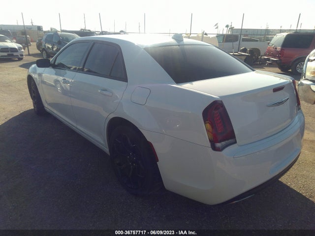 2C3CCAAG0KH760826 Chrysler 300 Touring