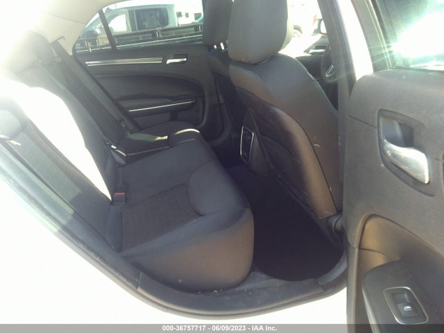 2C3CCAAG0KH760826 Chrysler 300 Touring