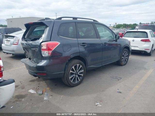 JF2SJGEC3HH509631 Subaru Forester Premium