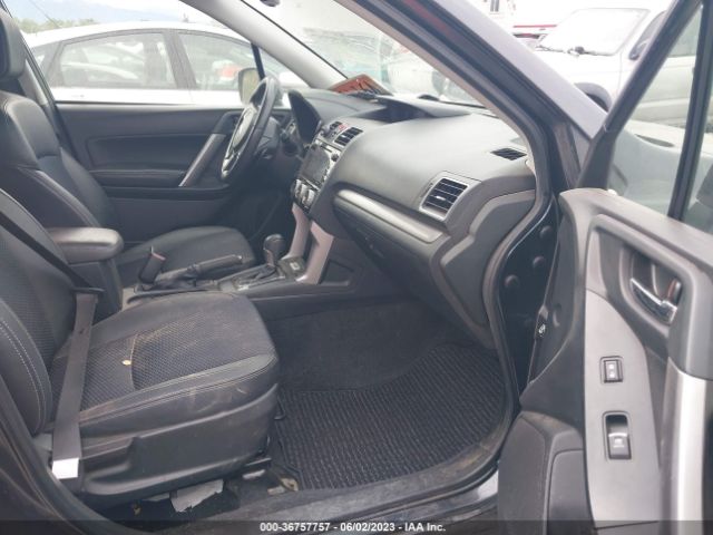 JF2SJGEC3HH509631 Subaru Forester Premium