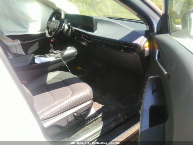 KNDC3DLC1N5060297 KIA Ev6 Wind