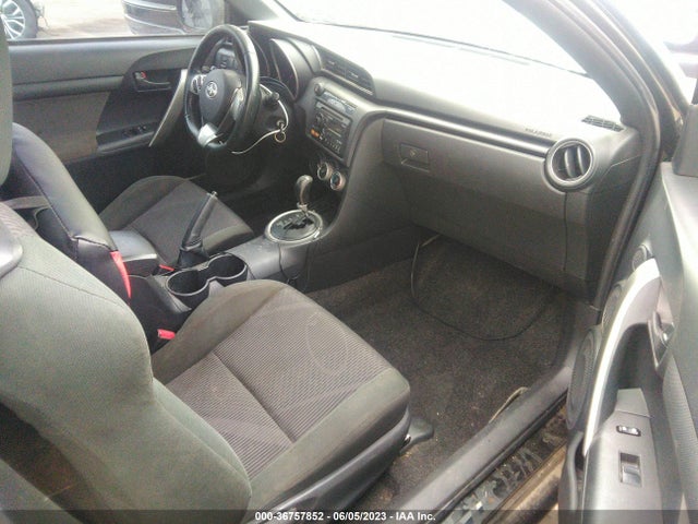 2013 SCION TC VIN: JTKJF5C79D3055827