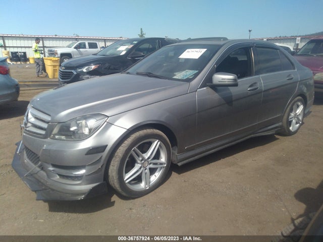 2013 MERCEDES-BENZ C-CLASS C 300 SPORT VIN: WDDGF8AB6DA795816