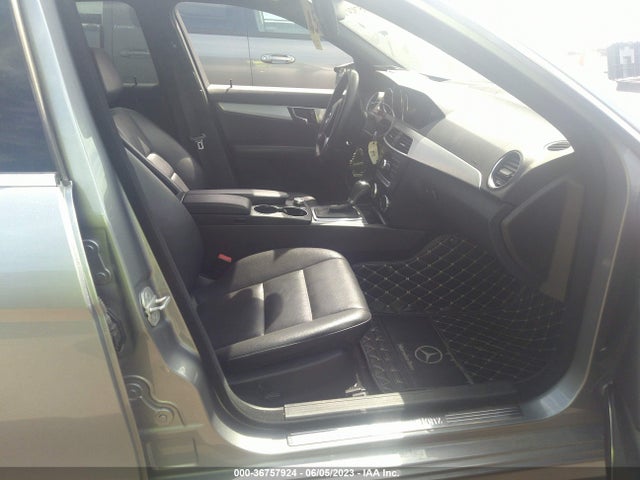 2013 MERCEDES-BENZ C-CLASS C 300 SPORT VIN: WDDGF8AB6DA795816