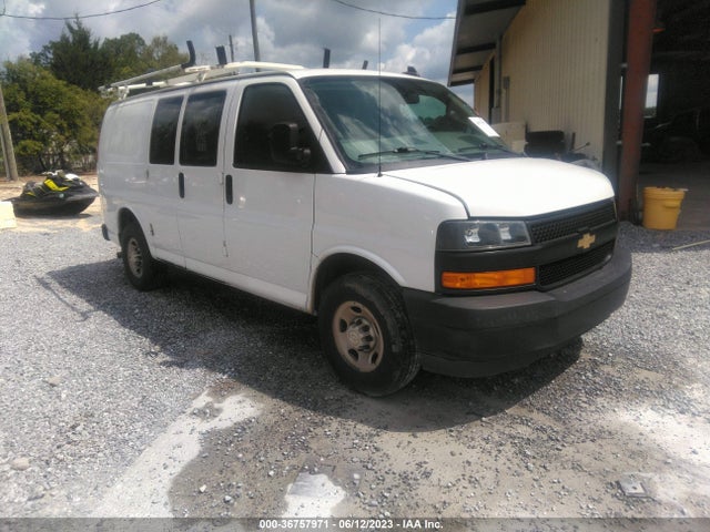 2018 1GCWGAFP9J1308053 main image