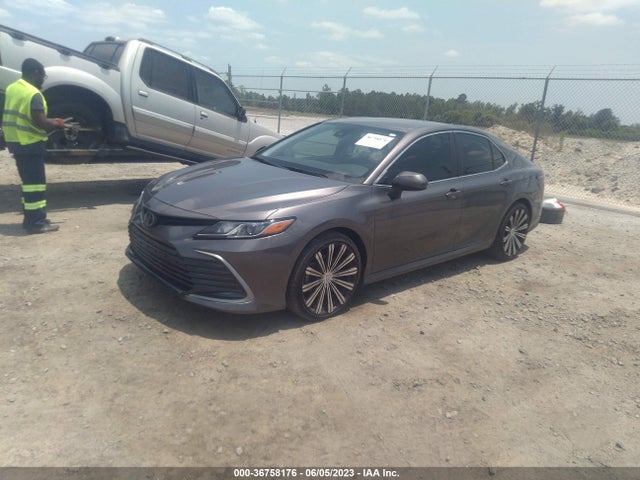 Toyota CAMRY LE 2021 4T1C11AK0MU473875 Image 2