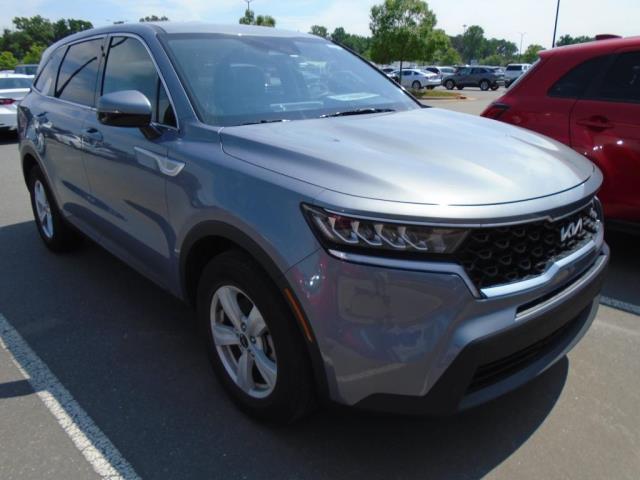 2022 KIA SORENTO LX VIN: 5XYRG4LC6NG097755