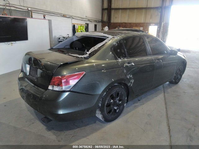 2008 HONDA ACCORD SDN EX VIN: 1HGCP26748A117273