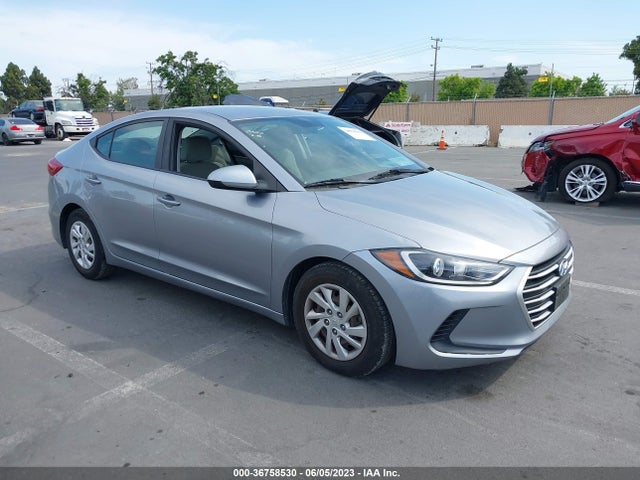 2017 5NPD74LF2HH096040 main image