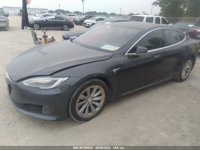 Tesla Model S 60/75 2017 5YJSA1E11HF186951 Image 2