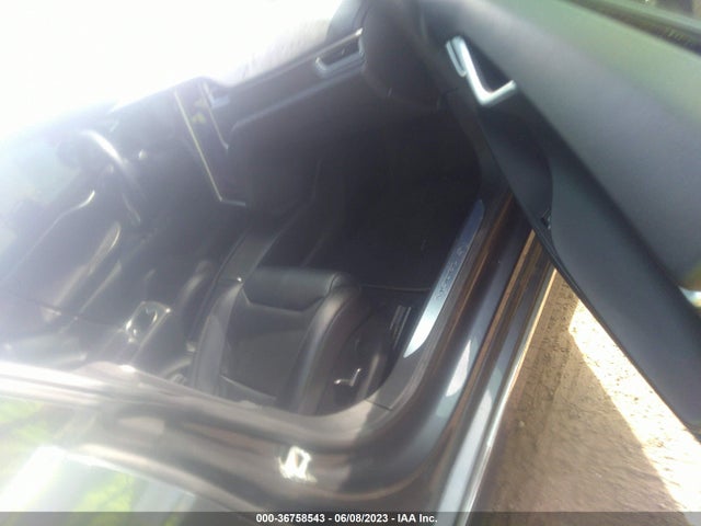 5YJSA1E4XHF200906 Tesla Model S 100d/90d/75d/60d/p100d