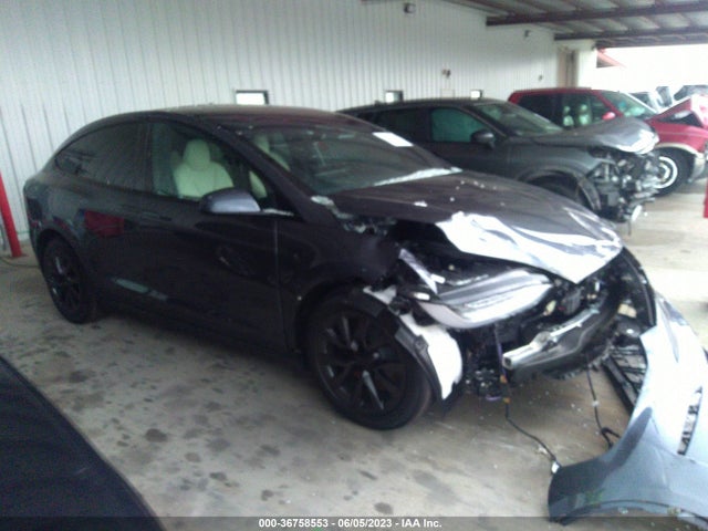 2023 Tesla Model X, VIN: 7SAXCAE52PF392980