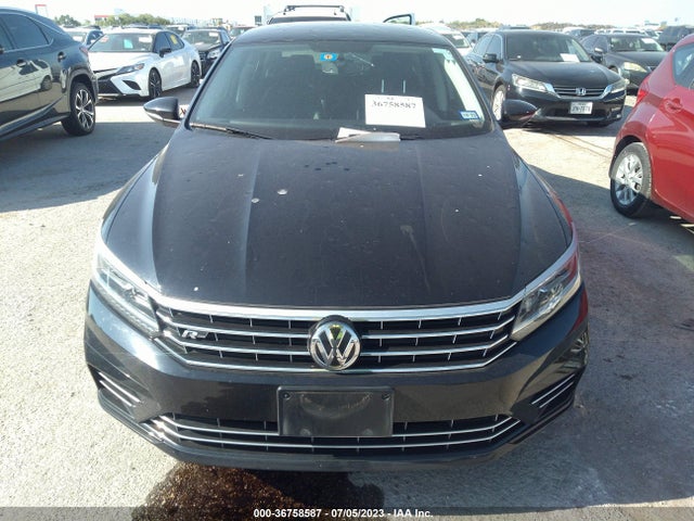 1VWAA7A34JC041411 Volkswagen Passat 2.0t S/r-line