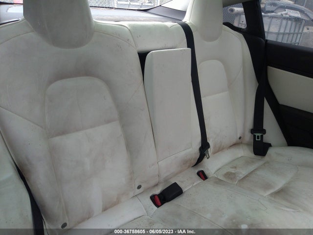 Tesla Model 3 Long Range/performance 2019 5YJ3E1EB0KF530472 Image 8