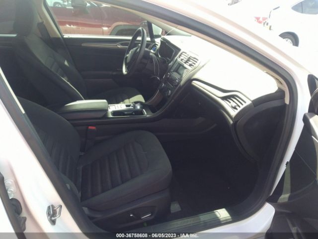 3FA6P0LU0HR261957 Ford Fusion Hybrid Se
