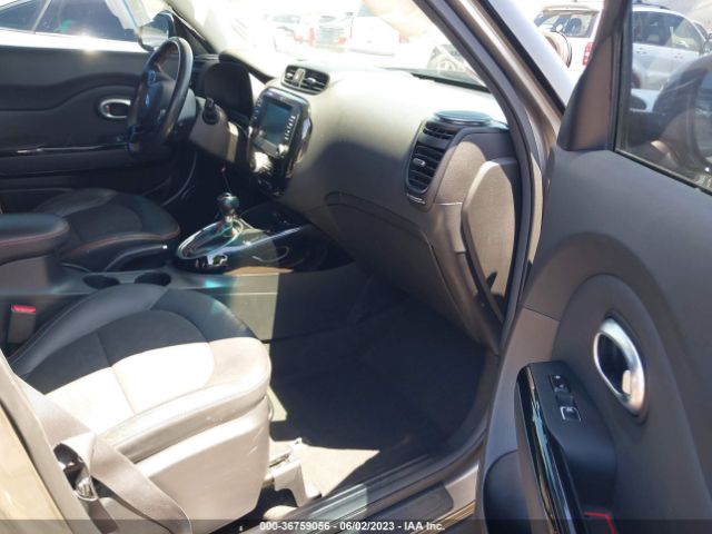 KNDJX3AA2H7486435 KIA Soul !