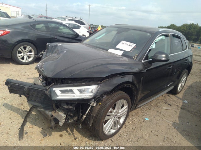 WA1BNAFY0J2215827 Audi Q5 Premium Plus