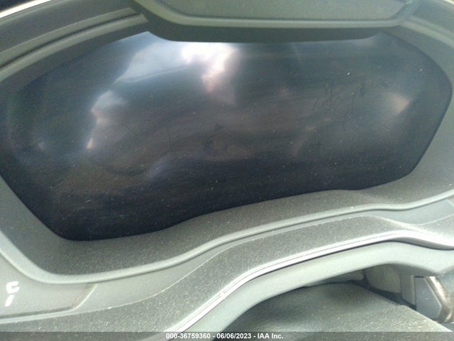 WA1BNAFY0J2215827 Audi Q5 Premium Plus