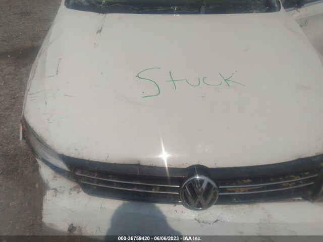 3VWLL7AJ5EM266880 Volkswagen Jetta Sedan Tdi
