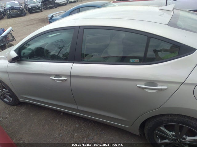 Hyundai ELANTRA SE 2017 5NPD84LF5HH021085 Image 15