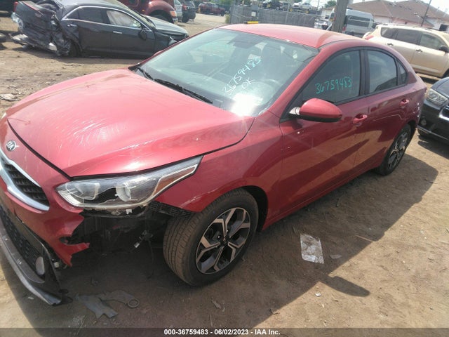 2019 KIA FORTE LXS VIN: 3KPF24AD7KE031558