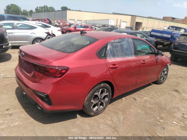 2019 KIA FORTE LXS VIN: 3KPF24AD7KE031558