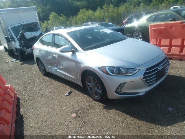 2017 5NPD84LF6HH195554 main image