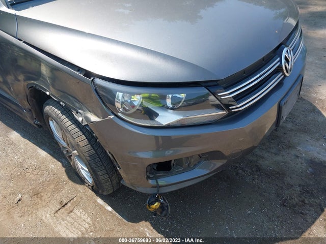 2013 VOLKSWAGEN TIGUAN SE W/SUNROOF & NAV VIN: WVGAV3AX8DW116130