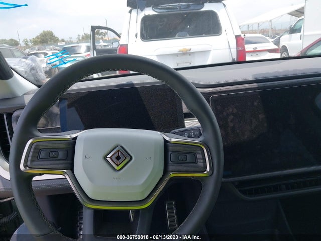 Rivian R1t Adventure Package 2022 7FCTGAAA9NN012464 Image 18