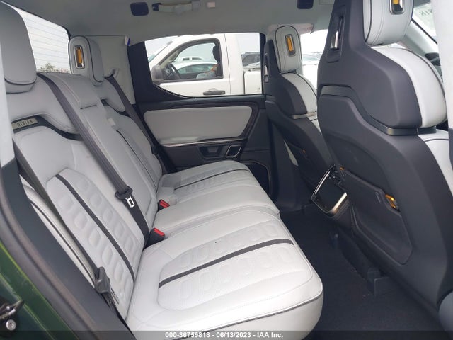 Rivian R1t Adventure Package 2022 7FCTGAAA9NN012464 Image 8