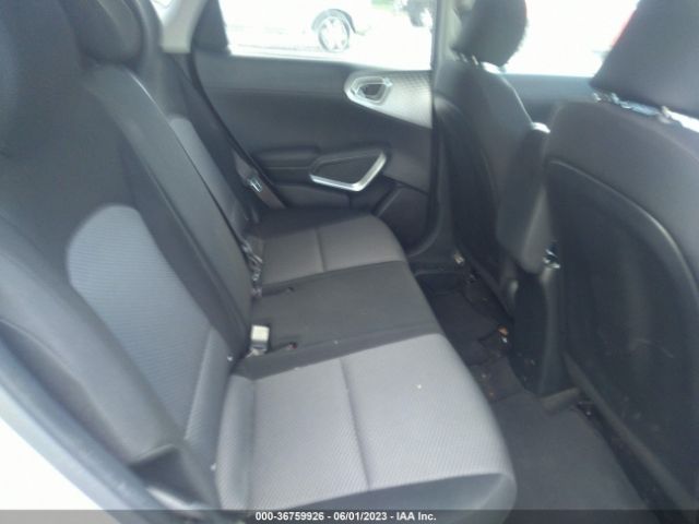 KNDJ23AU7L7061990 KIA SOUL LX