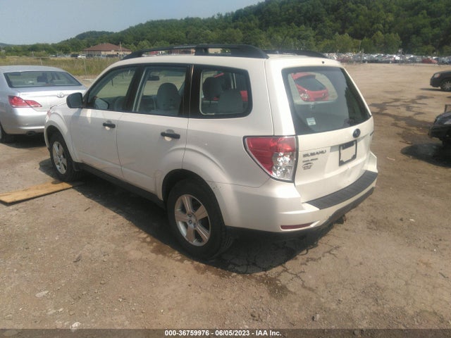 2011 SUBARU FORESTER 2.5X VIN: JF2SHABC0BH738918