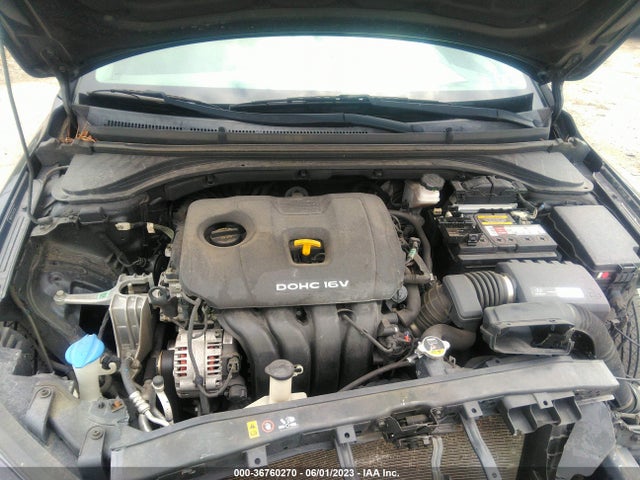2018 HYUNDAI ELANTRA SE VIN: 5NPD74LF7JH222236