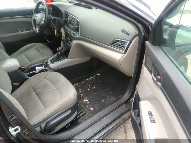 Hyundai ELANTRA SE 2018 5NPD74LF7JH222236 Image 6