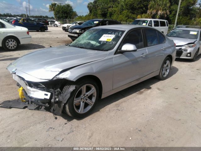 WBA3B1G58FNT04457 BMW 3 Series 320i