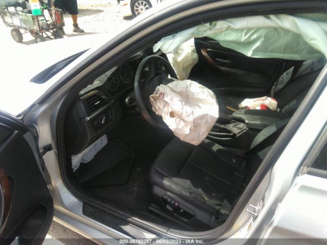 WBA3B1G58FNT04457 BMW 3 Series 320i
