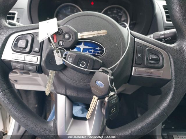 JF2SJAEC4HH541324 Subaru Forester Premium