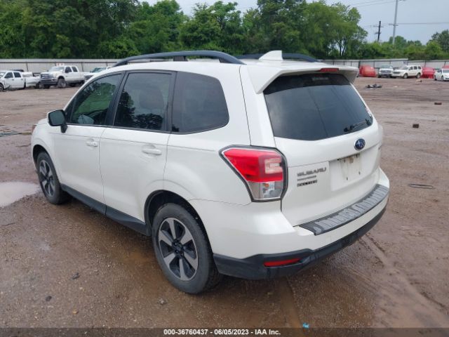 JF2SJAEC4HH541324 Subaru Forester Premium