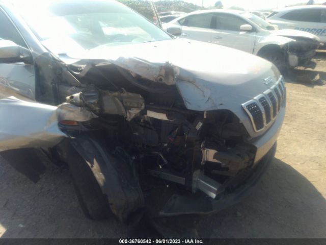 1C4PJMCB1KD211946 Jeep Cherokee Latitude