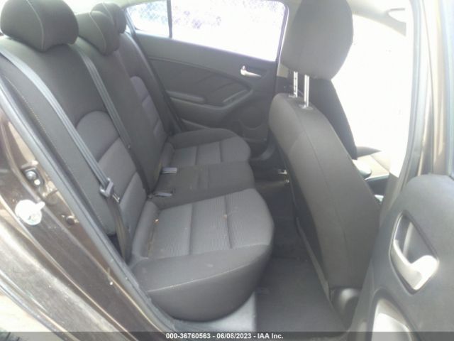 3KPFK4A78HE011662 KIA FORTE LX