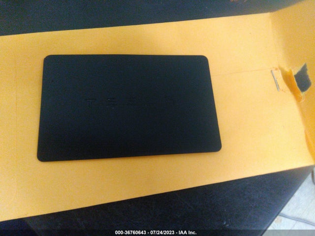 Tesla Model 3 Performance 2020 5YJ3E1EC8LF784487 Image 11