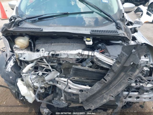 1FMCU0J94HUA64816 Ford Escape Titanium