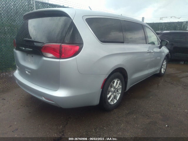 2C4RC1CG0NR230020 Chrysler Voyager Lx