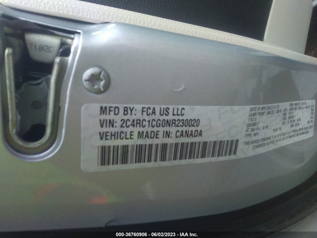 2C4RC1CG0NR230020 Chrysler Voyager Lx