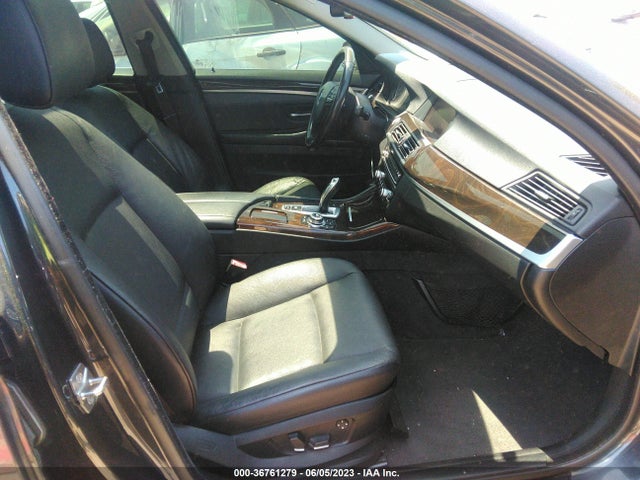 2011 BMW 5 SERIES 528I VIN: WBAFR1C5XBC672613