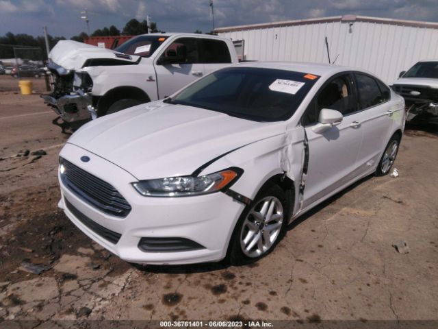 3FA6P0H72FR145062 Ford FUSION SE