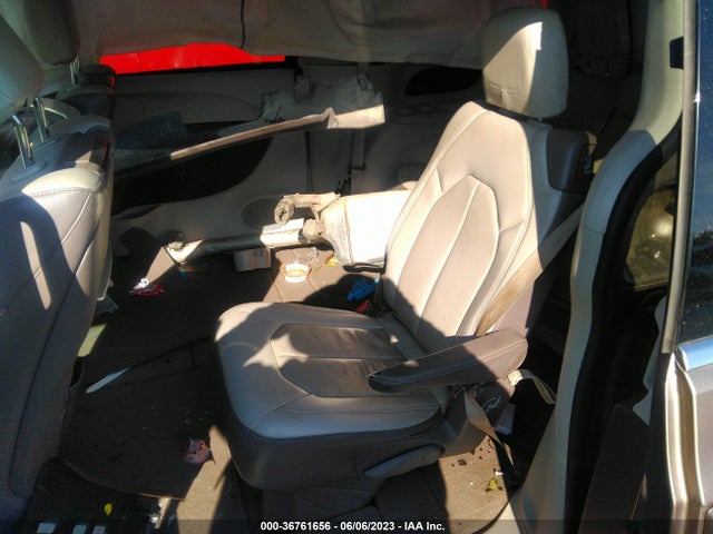 2C4RC1EG0HR559964 Chrysler Pacifica Touring-l Plus