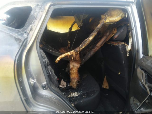 JN1BJ1AV1NW344224 Nissan Rogue Sport S
