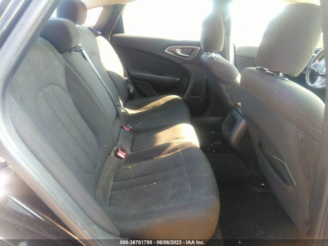 Chrysler 200 Limited 2016 1C3CCCAB3GN153947 Image 8